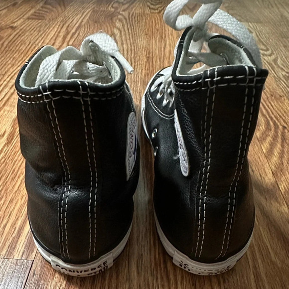 Leather Hi Top Converse - Picture 4 of 8